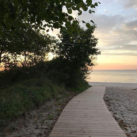 Stilvolles Reetdachhaus Coastline An Der Ostsee Groß Schwansee Екстериор снимка