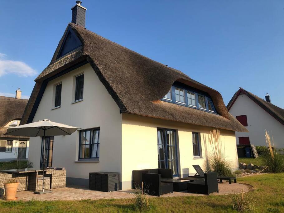Stilvolles Reetdachhaus Coastline An Der Ostsee Groß Schwansee Екстериор снимка